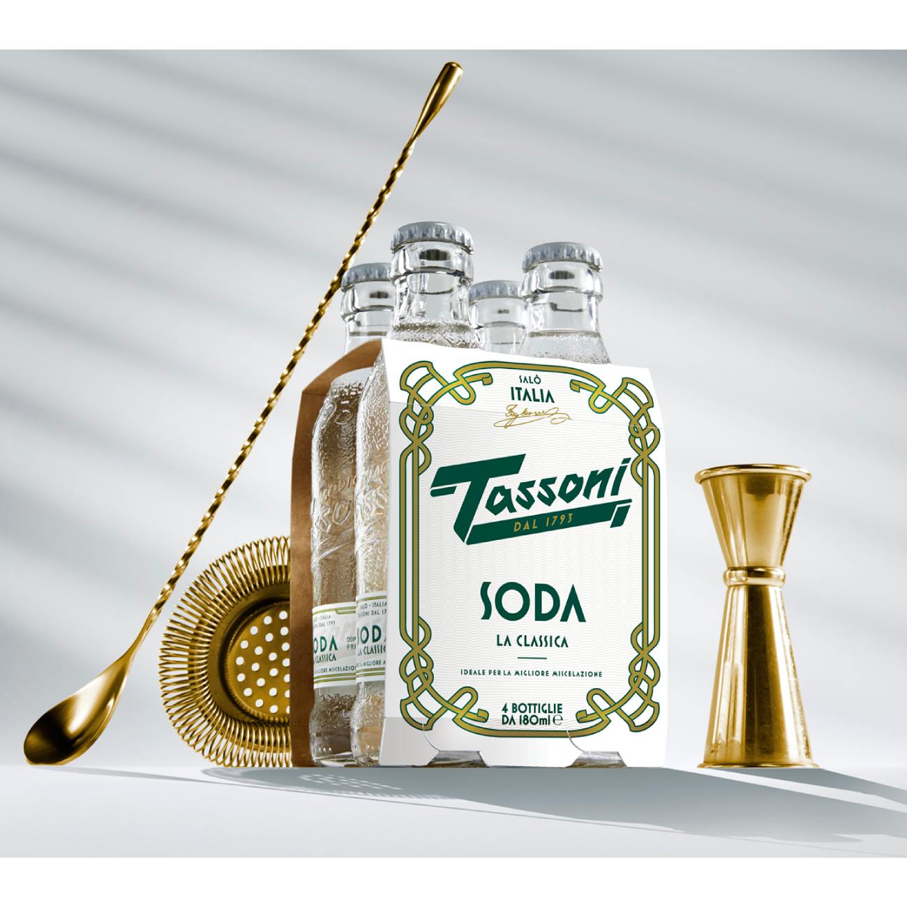 Gaasiga karastusjook TASSONI Soda, 4 x 180 ml